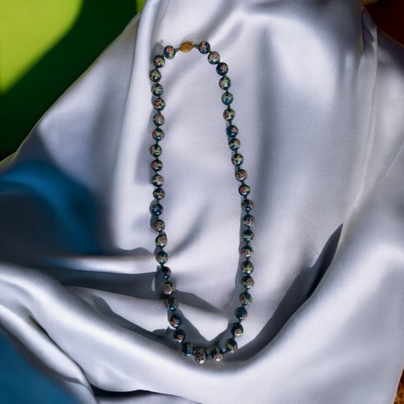 Vintage Chinese Hand Painted Porcelain Hand Knotted Beaded Necklace - Picture 2 of 11